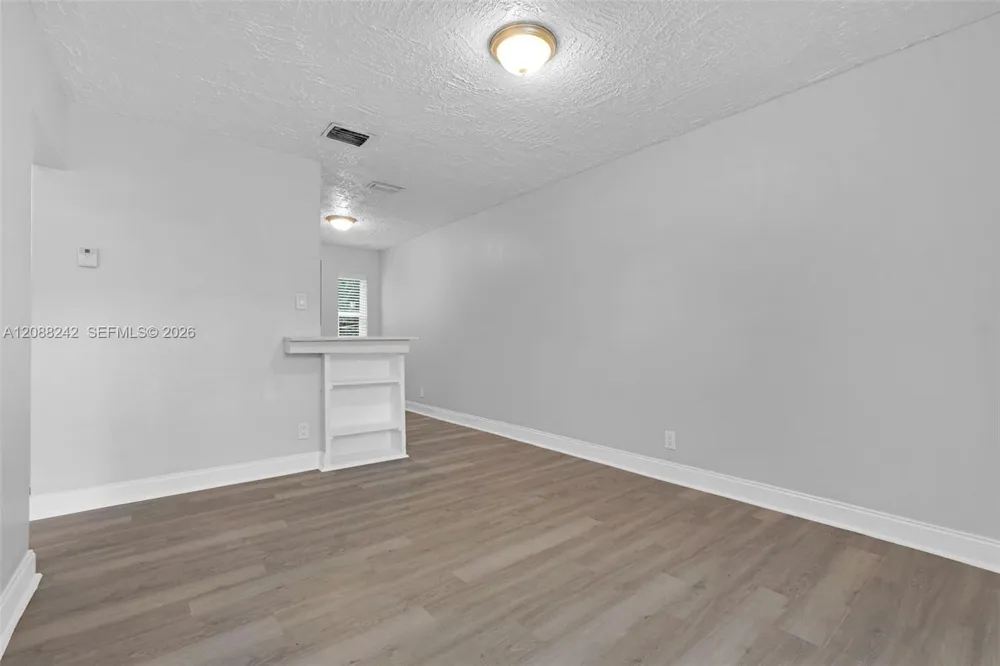 746 SW 4th St #2 Dania Beach, FL 33004