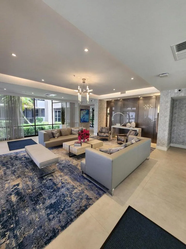 899 Jeffery Street #109 Boca Raton, FL 33487