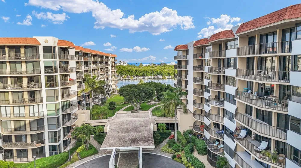 899 Jeffery Street #109 Boca Raton, FL 33487