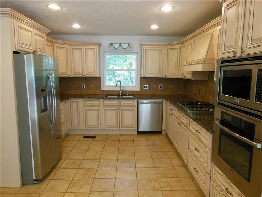 2583 Parker Trail Gainesville, GA 30506