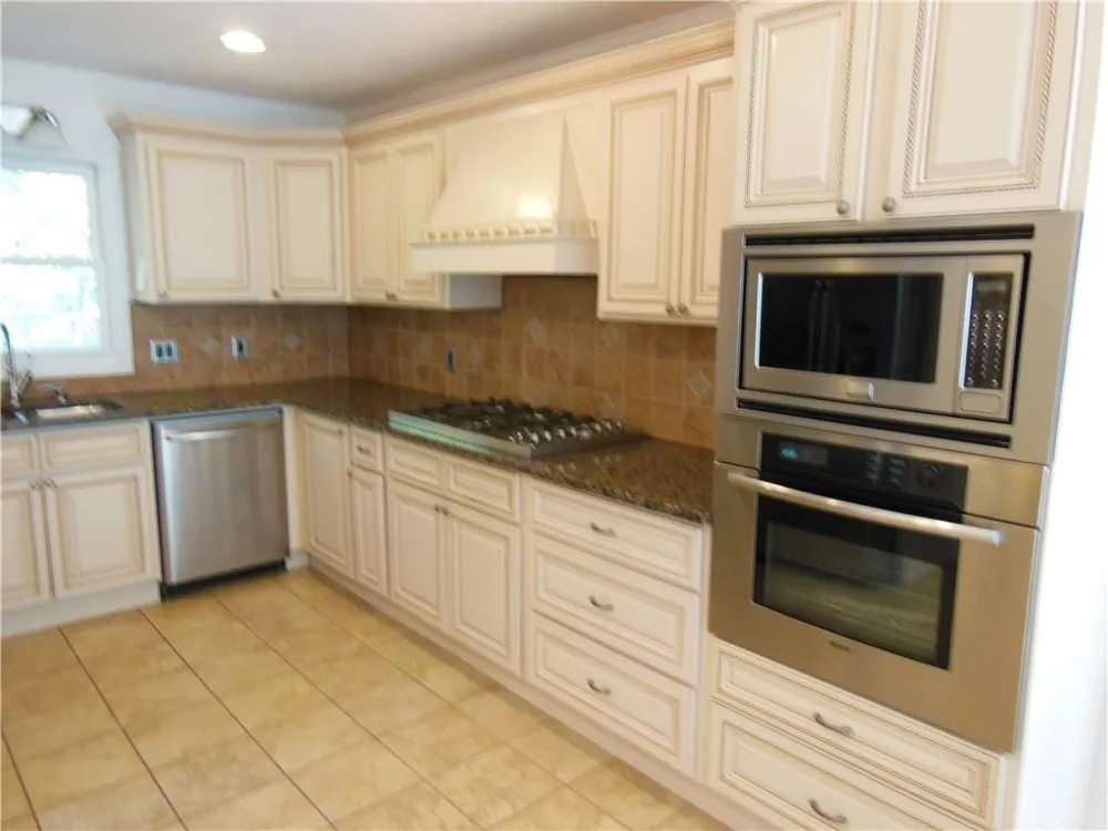 2583 Parker Trail Gainesville, GA 30506