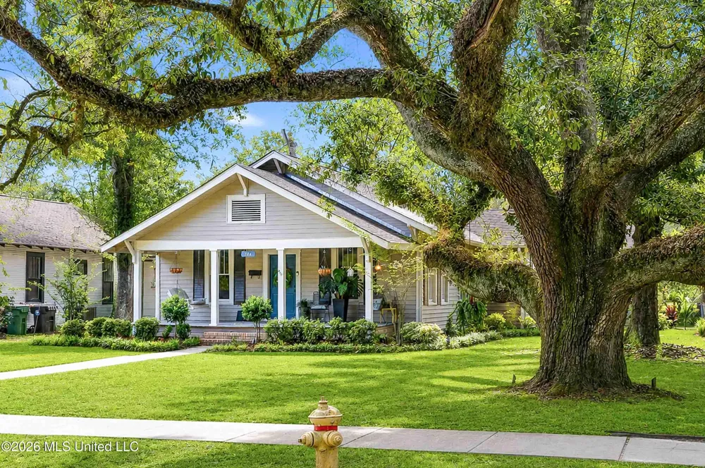 714 Camp Street Hattiesburg, MS 39401