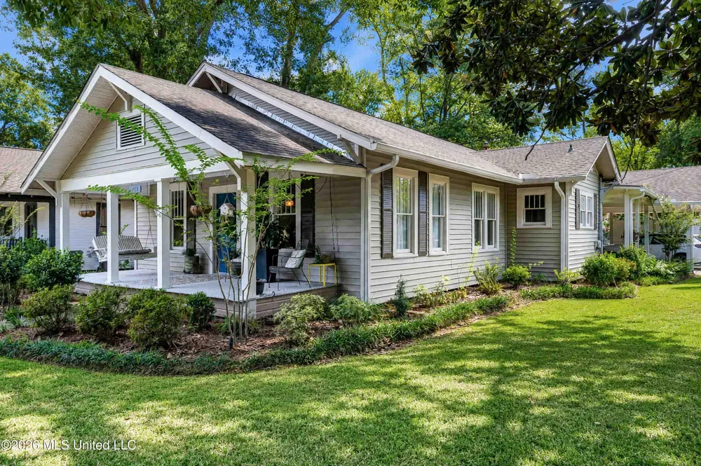 714 Camp Street Hattiesburg, MS 39401