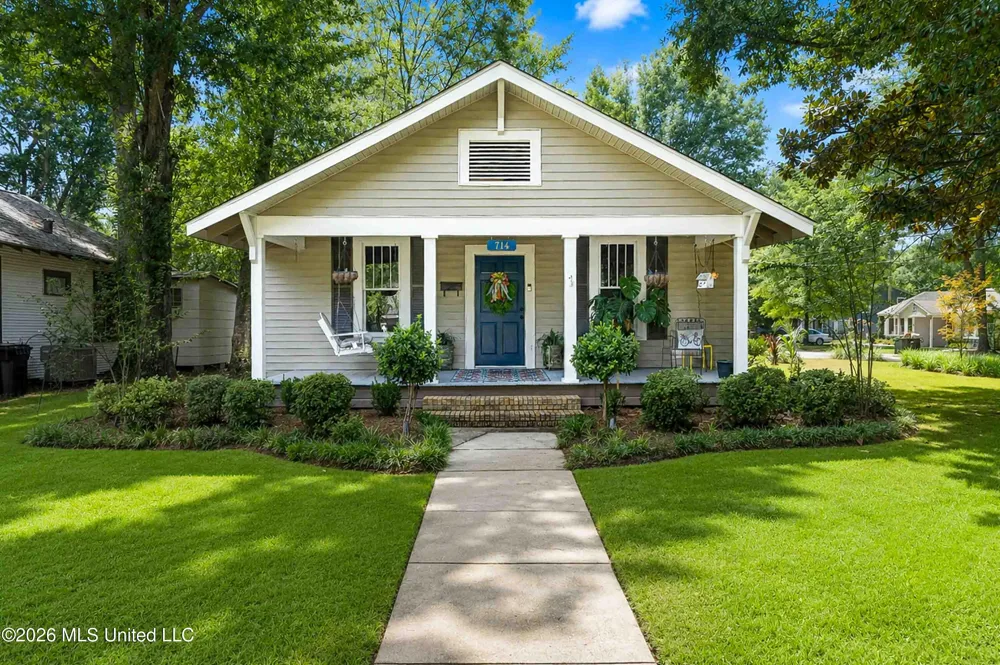 714 Camp Street Hattiesburg, MS 39401