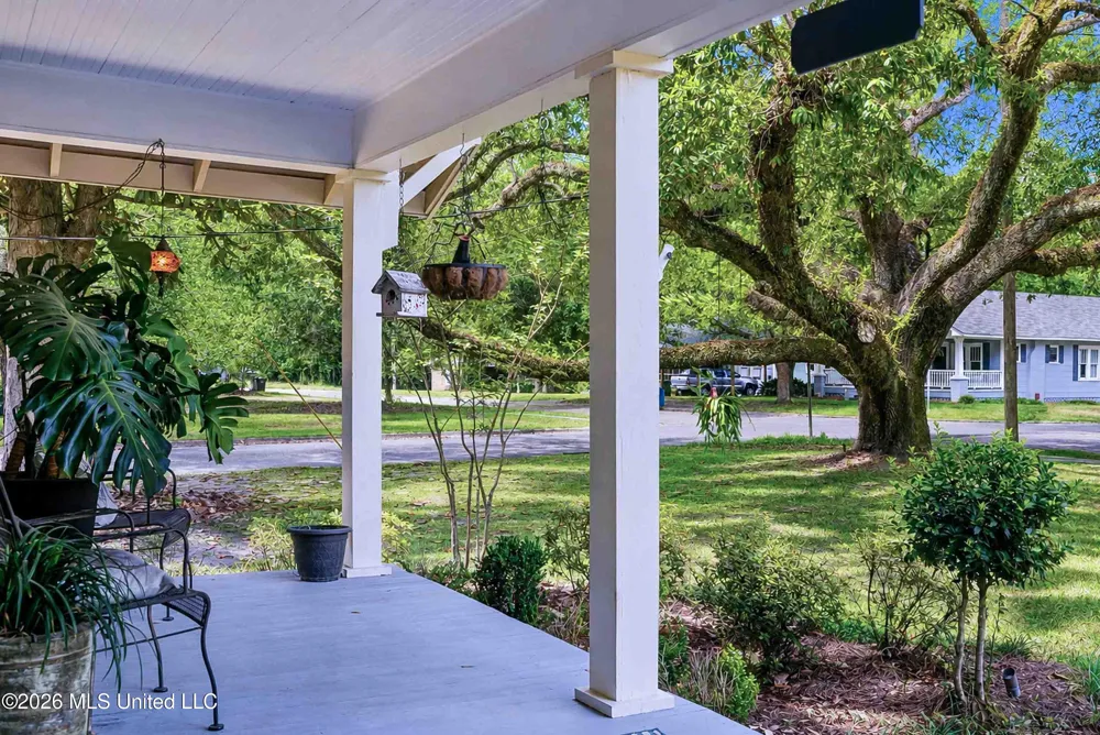714 Camp Street Hattiesburg, MS 39401