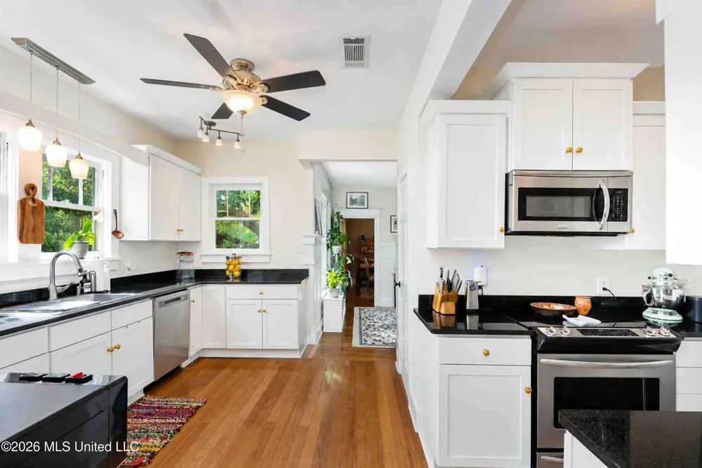 714 Camp Street Hattiesburg, MS 39401
