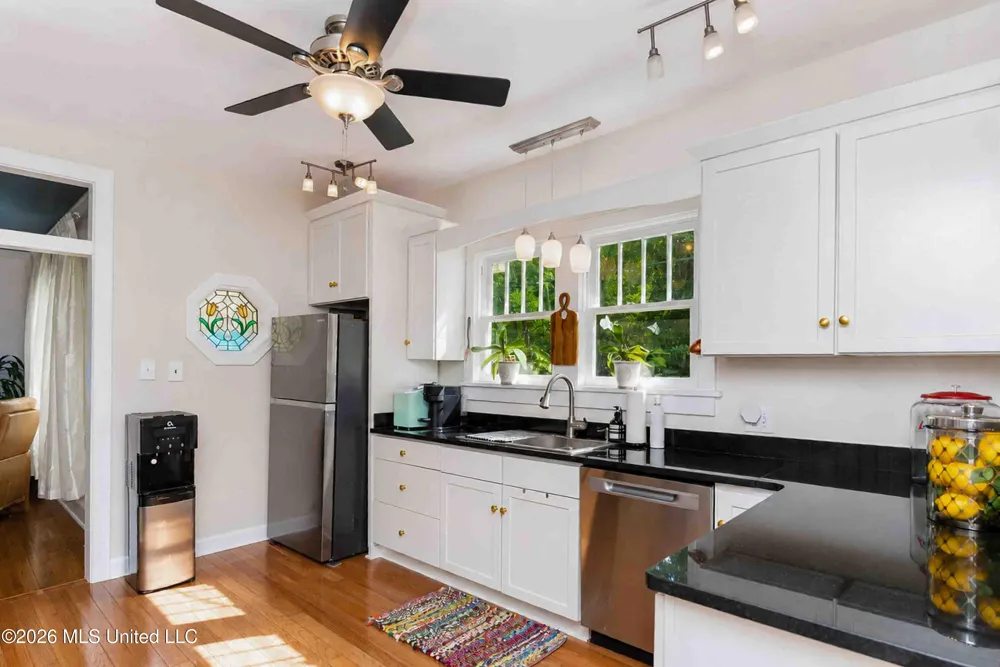 714 Camp Street Hattiesburg, MS 39401