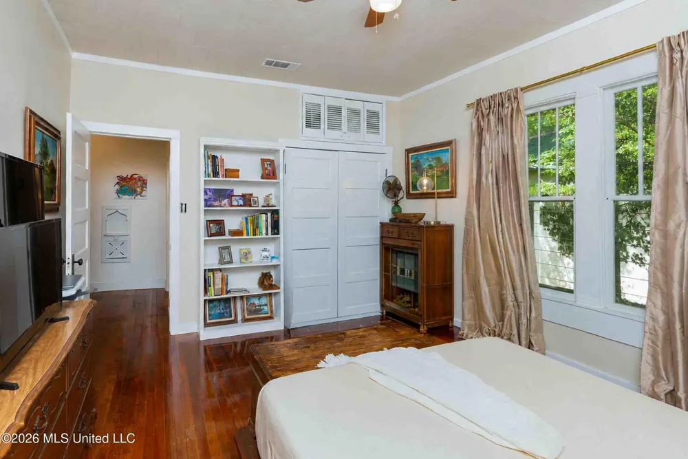714 Camp Street Hattiesburg, MS 39401