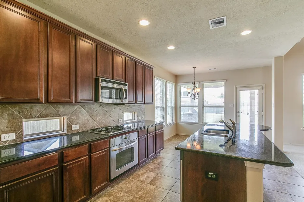 17807 Quiet Loch Lane Houston, TX 77084
