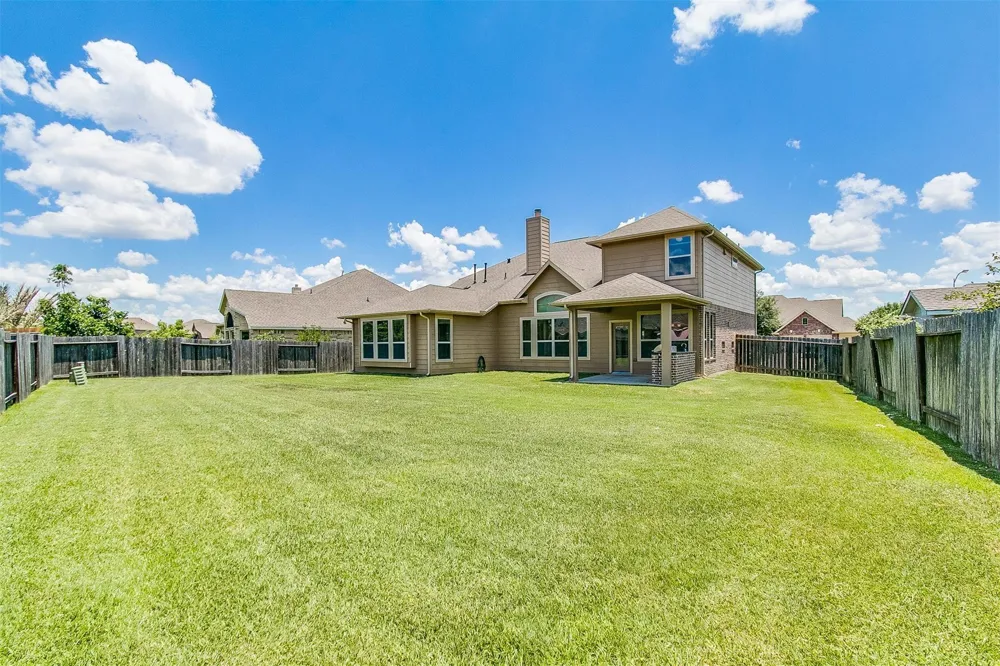 17807 Quiet Loch Lane Houston, TX 77084