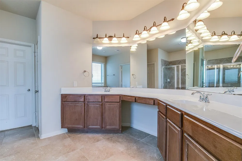 17807 Quiet Loch Lane Houston, TX 77084