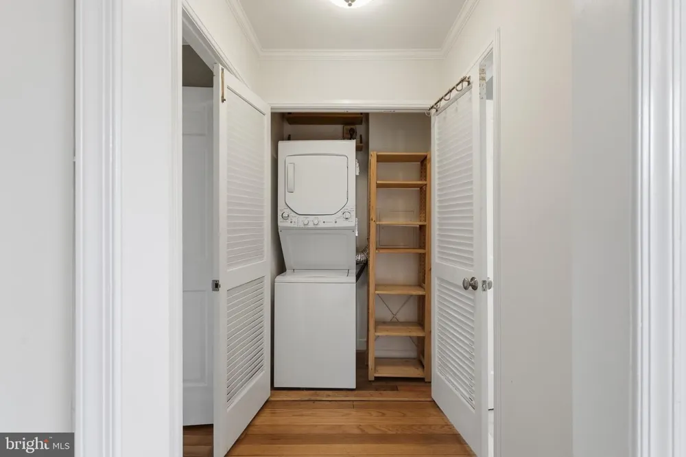 4656 34TH STREET S #B1 Arlington, VA 22206