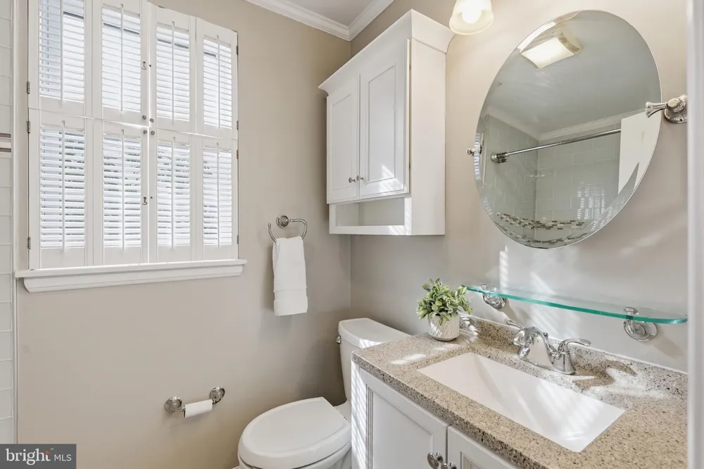 4656 34TH STREET S #B1 Arlington, VA 22206