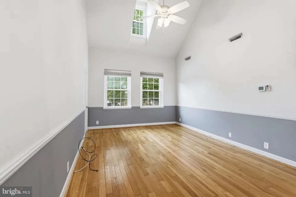 4656 34TH STREET S #B1 Arlington, VA 22206
