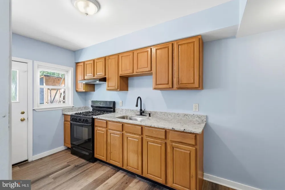 934 ARGONNE DRIVE Baltimore, MD 21218
