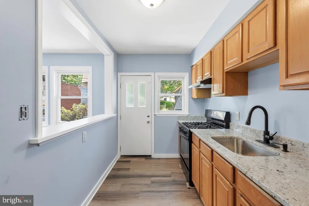 934 ARGONNE DRIVE Baltimore, MD 21218