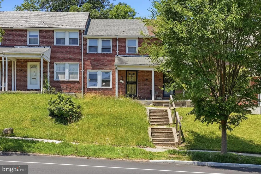934 ARGONNE DRIVE Baltimore, MD 21218