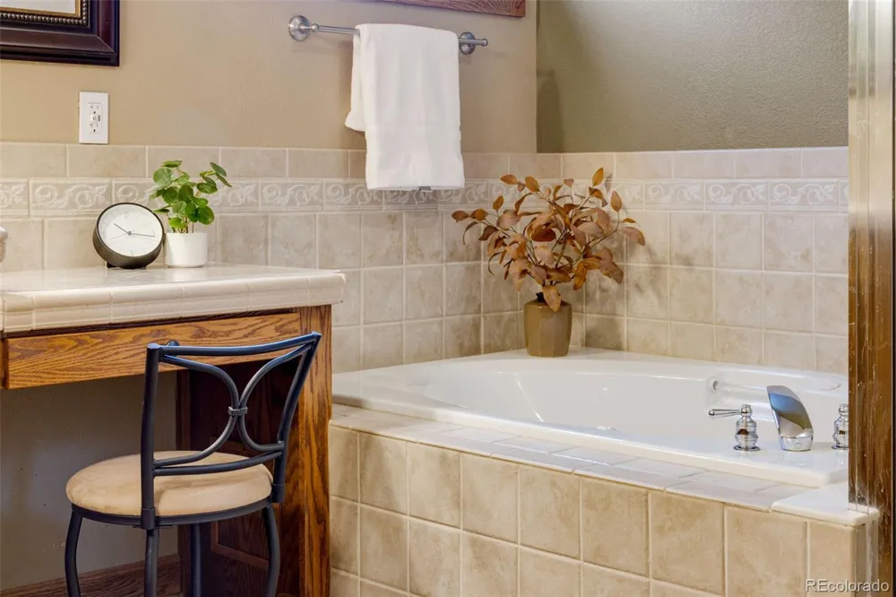 4214 Rolling Gate Road Fort Collins, CO 80526