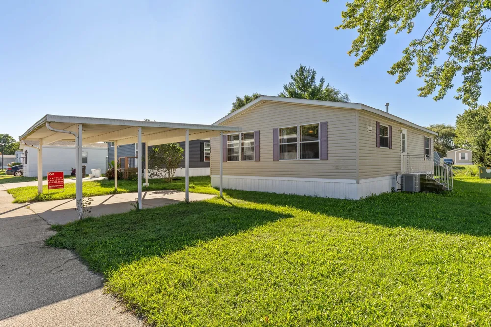 144 Fescue Drive SE Kentwood City, MI 49548