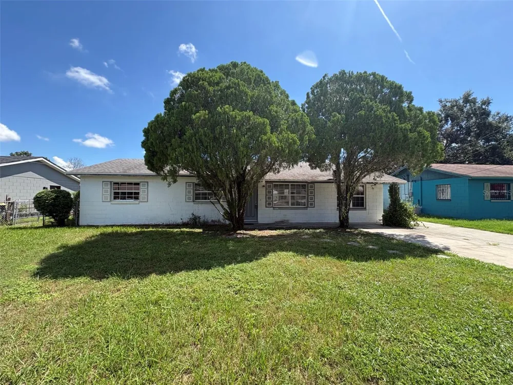 1114 CAREFREE COVE DRIVE Winter Haven, FL 33881