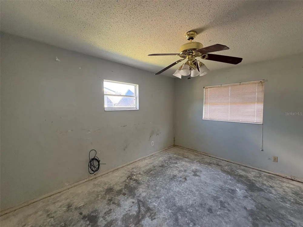 1114 CAREFREE COVE DRIVE Winter Haven, FL 33881