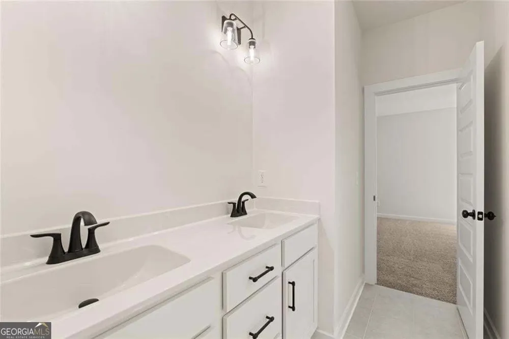 8110 Lennox Lane Cumming, GA 30028