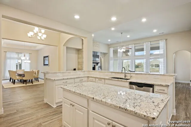 7938 CIBOLO VW Boerne, TX 78015