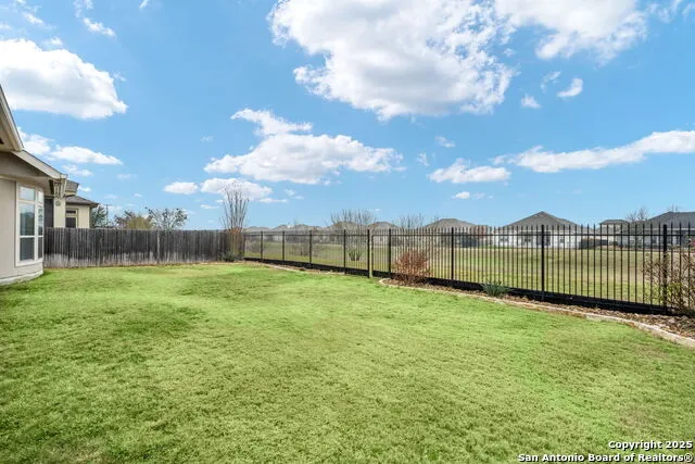 7938 CIBOLO VW Boerne, TX 78015