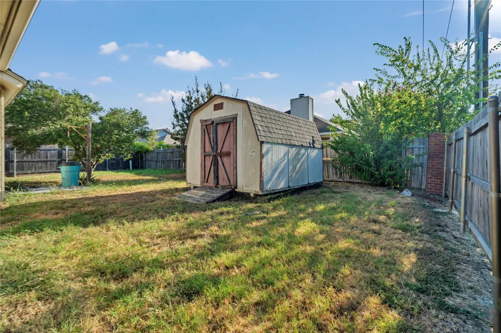 6700 Daffodil Court Fort Worth, TX 76137