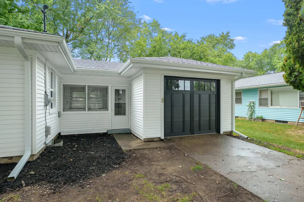 235 Connecticut Drive Portage, MI 49024