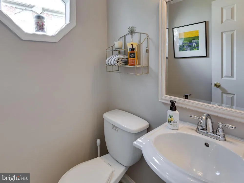 3975 WILCOXSON DRIVE Fairfax, VA 22031