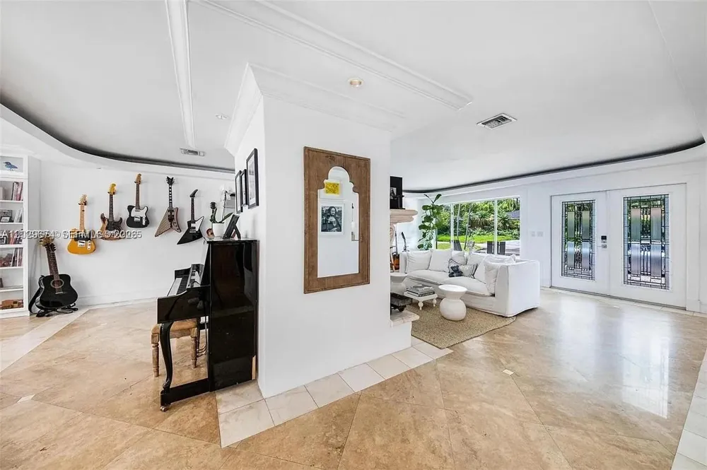 1255 NE 93rd St Miami Shores, FL 33138