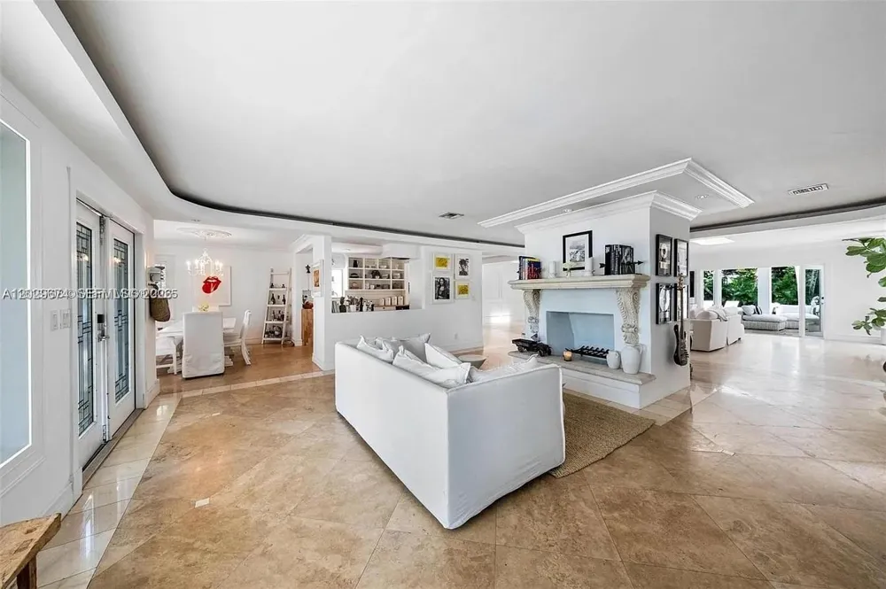 1255 NE 93rd St Miami Shores, FL 33138