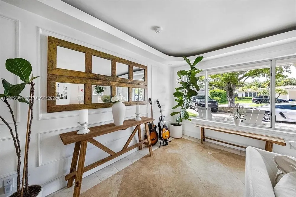 1255 NE 93rd St Miami Shores, FL 33138