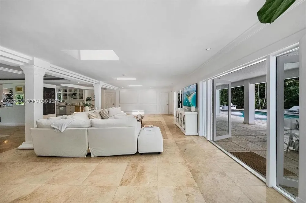 1255 NE 93rd St Miami Shores, FL 33138