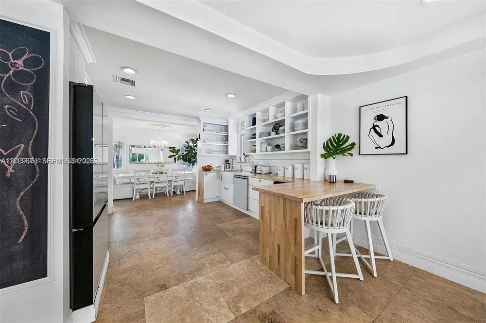 1255 NE 93rd St Miami Shores, FL 33138