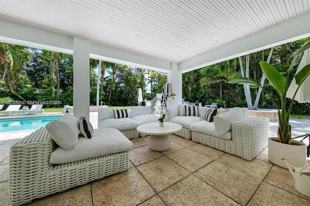 1255 NE 93rd St Miami Shores, FL 33138