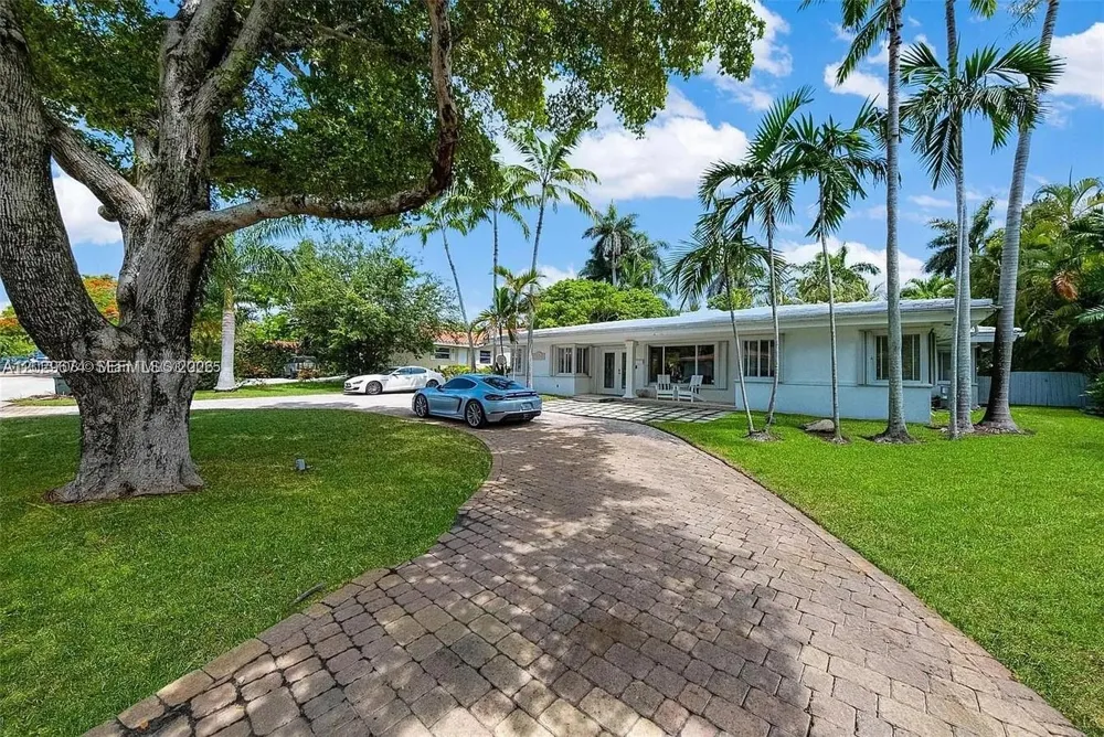 1255 NE 93rd St Miami Shores, FL 33138
