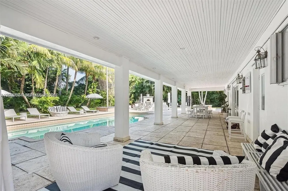1255 NE 93rd St Miami Shores, FL 33138