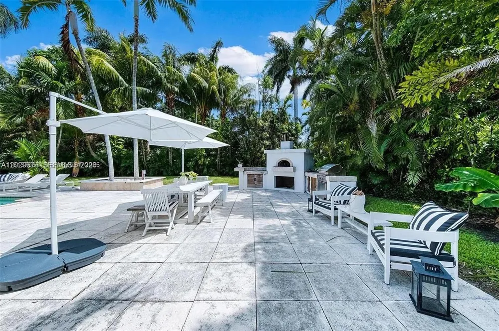 1255 NE 93rd St Miami Shores, FL 33138