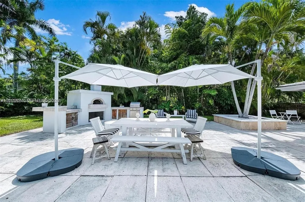 1255 NE 93rd St Miami Shores, FL 33138