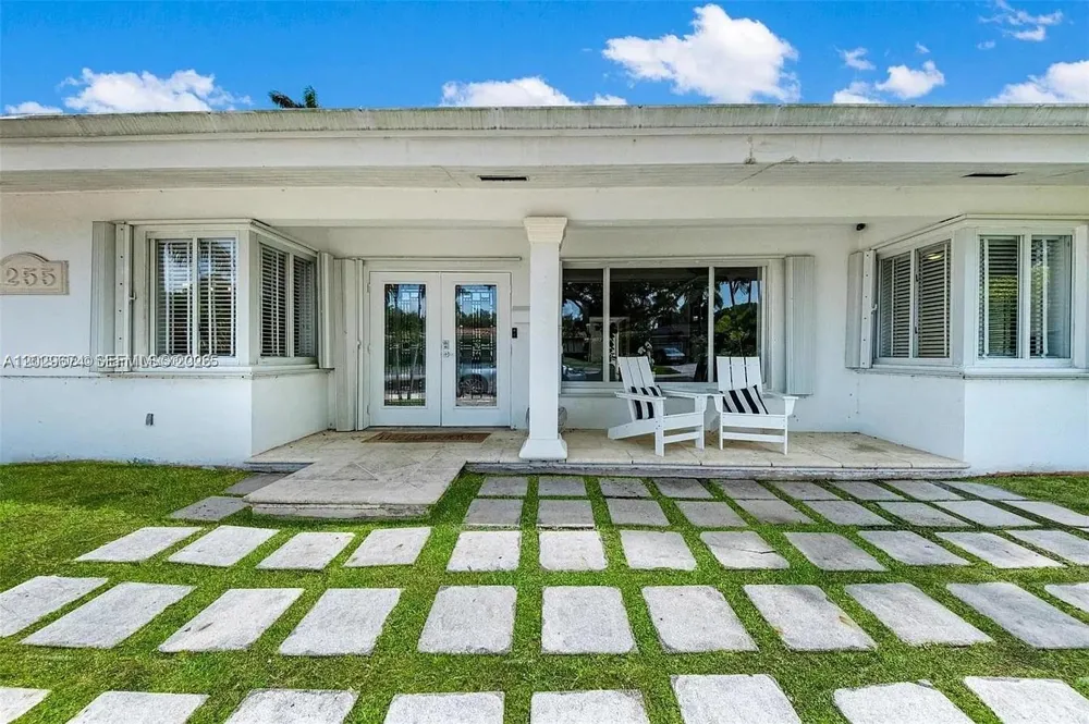 1255 NE 93rd St Miami Shores, FL 33138