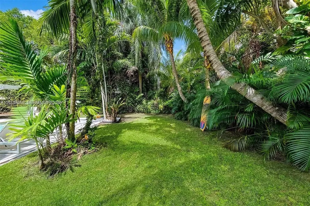 1255 NE 93rd St Miami Shores, FL 33138