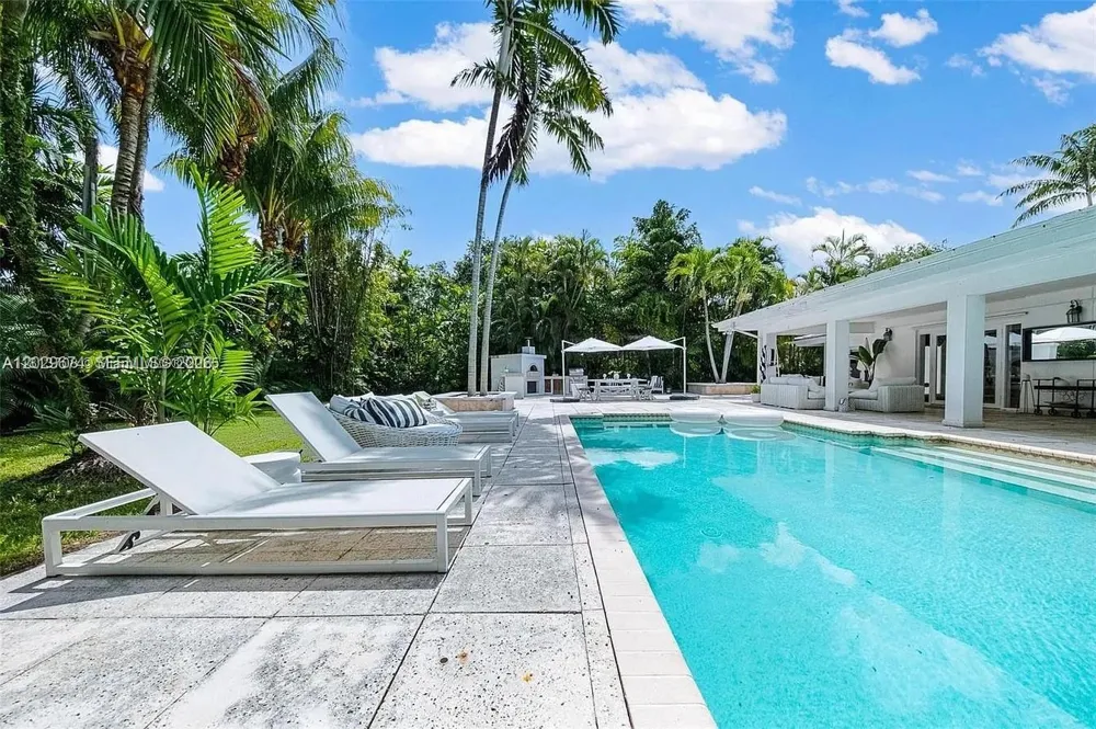 1255 NE 93rd St Miami Shores, FL 33138