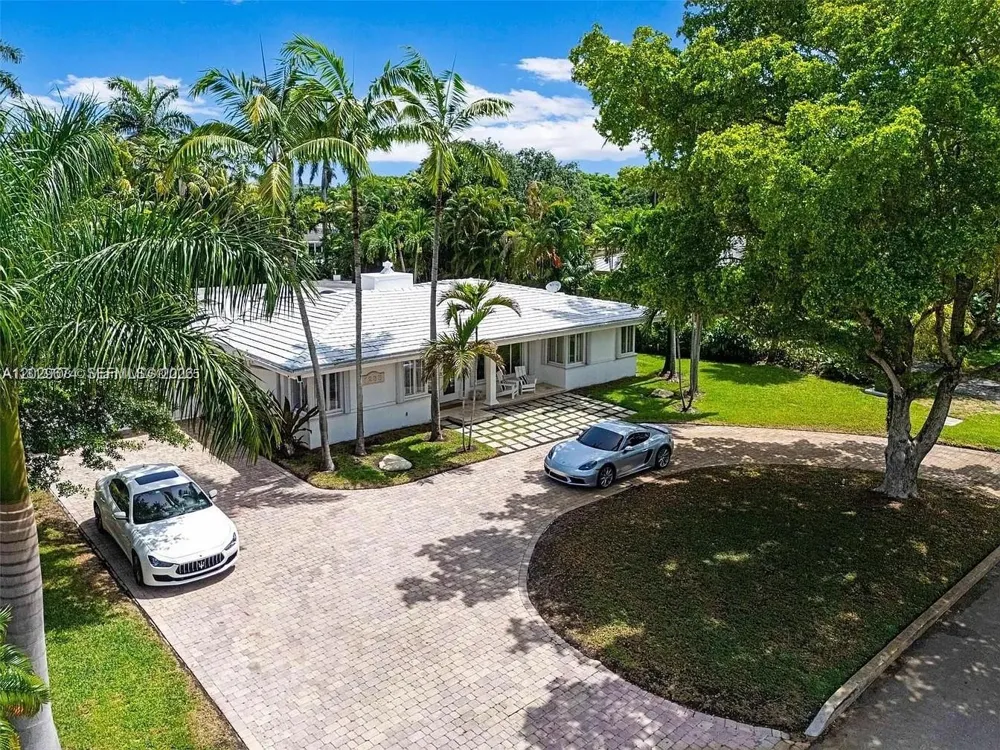 1255 NE 93rd St Miami Shores, FL 33138