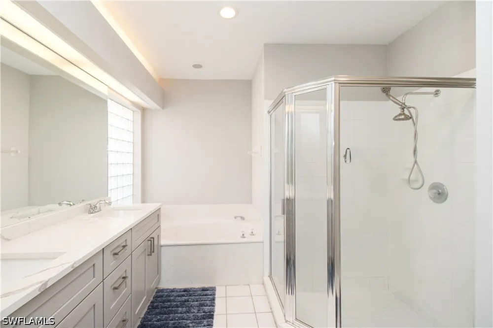 Lady Palm Drive Naples, FL 34104