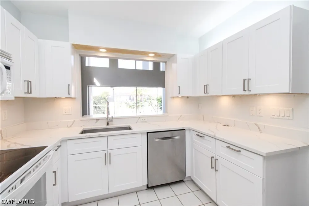 Lady Palm Drive Naples, FL 34104