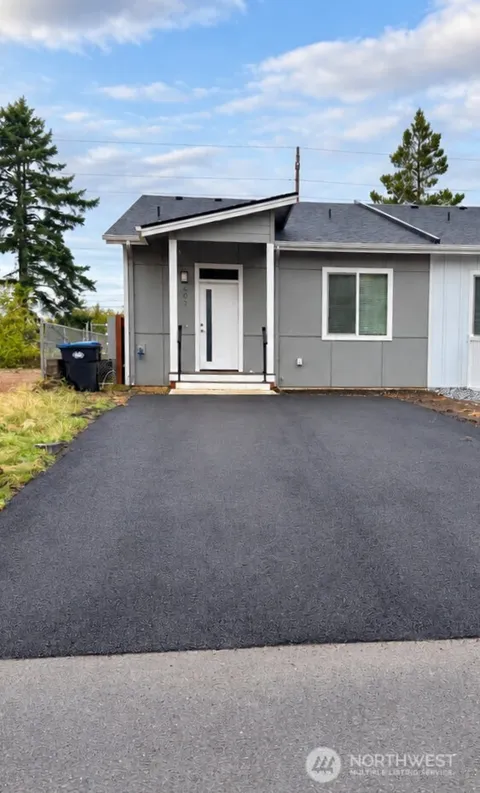 607 Sunset Avenue NE #N8
