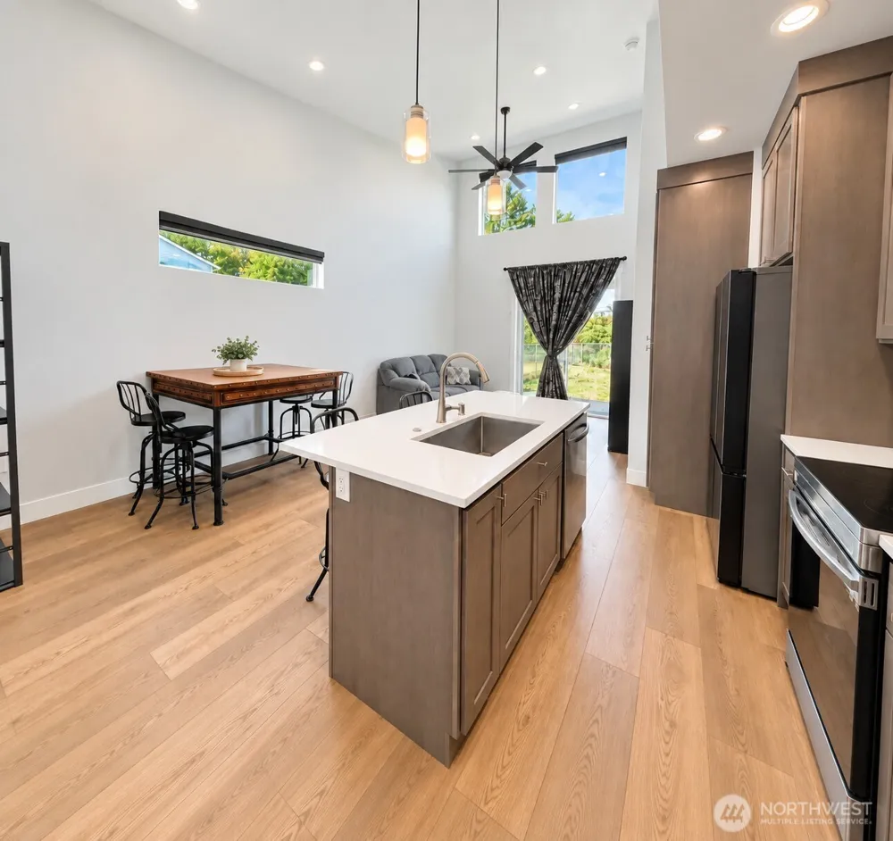 607 Sunset Avenue NE #N8 Ocean Shores, WA 98569
