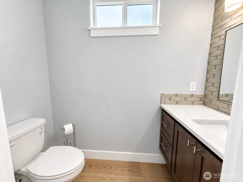 607 Sunset Avenue NE #N8 Ocean Shores, WA 98569